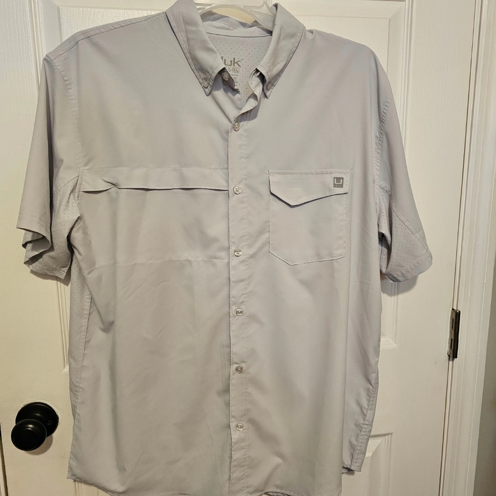 Huk Performance Fishing Button Down Shirt XL Short Sleeve Gray